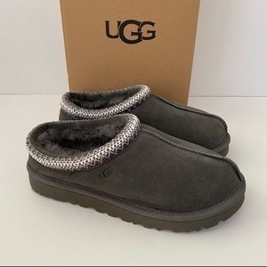 Charcoal Tasman Uggs